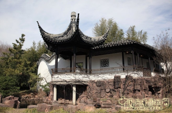 寄興園