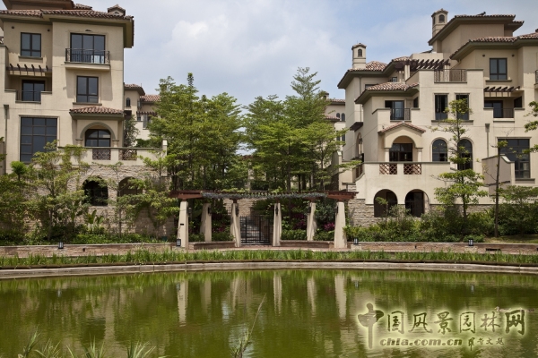 萬科龍崗山居