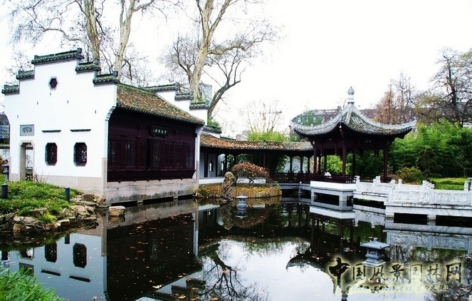 春華園