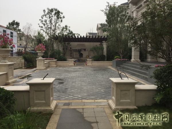 2015住宅景觀獎(jiǎng)格拉斯四期園林景觀工程