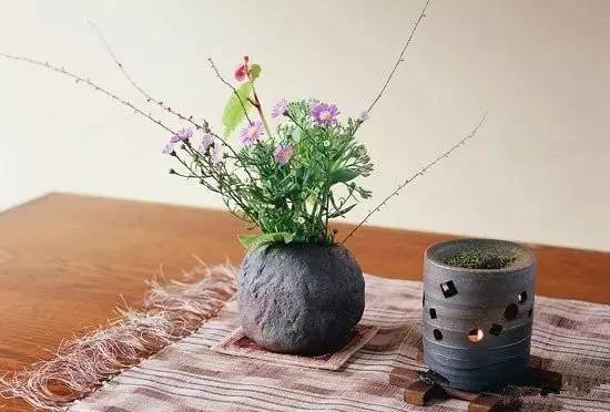 東方插花三大原則，構(gòu)圖表現(xiàn)形式和十三要訣