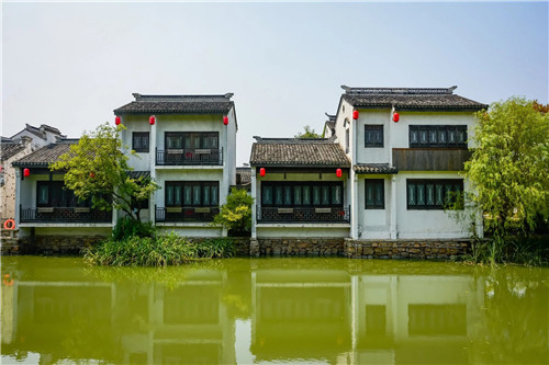 民國時期留下的古鎮(zhèn)，現(xiàn)在成了高端酒店
