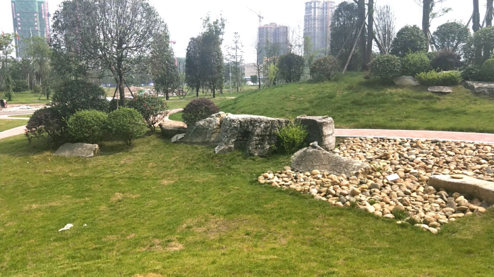 園冶杯專業(yè)獎：資陽高新區(qū)中韓創(chuàng)新創(chuàng)業(yè)園資陽基地華西牙科產業(yè)園景觀工程