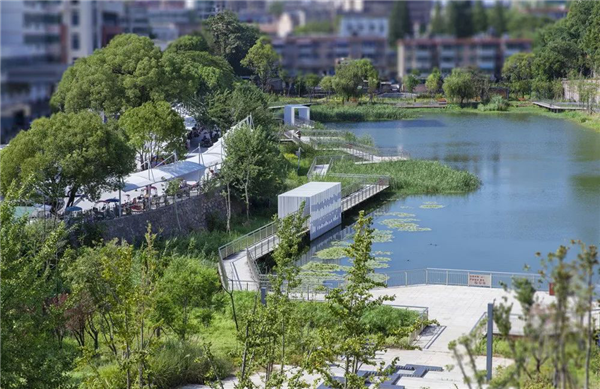 化腐朽為生機(jī) | 一段老城區(qū)護(hù)城河遺跡的景觀與海綿化改造