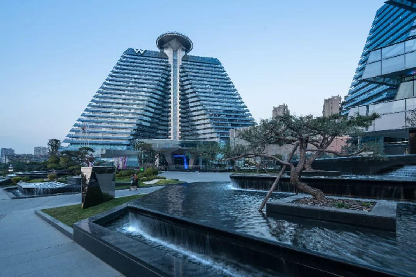 DELD當(dāng)代景觀丨萬(wàn)眾國(guó)際廣場(chǎng)W hotel